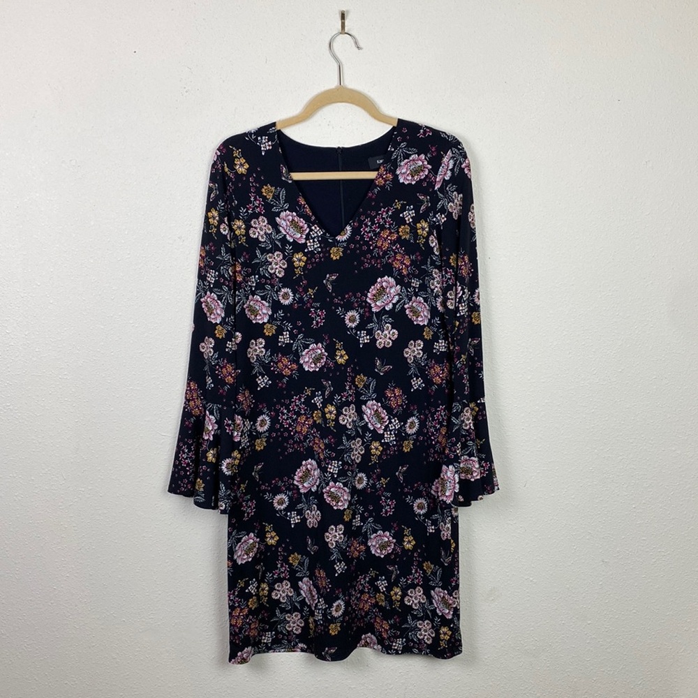 Karen Kane | Black Floral Flare V Neck Sleeve Dress L